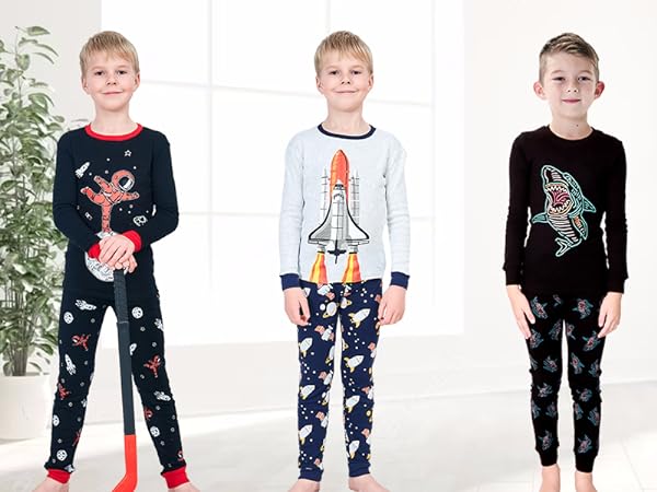 Boys&#39; long sleeved pajamas