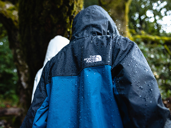 With DryVent performance tech, this waterproof, windproof and breathable jacket delivers comfort.