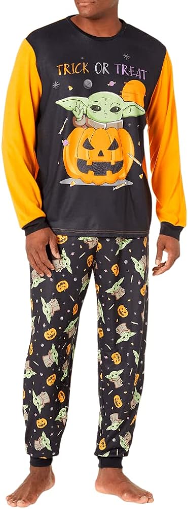 STAR WARS Boys' 2-Piece Set, Matching Family Halloween Pajamas, Soft & Comfortable