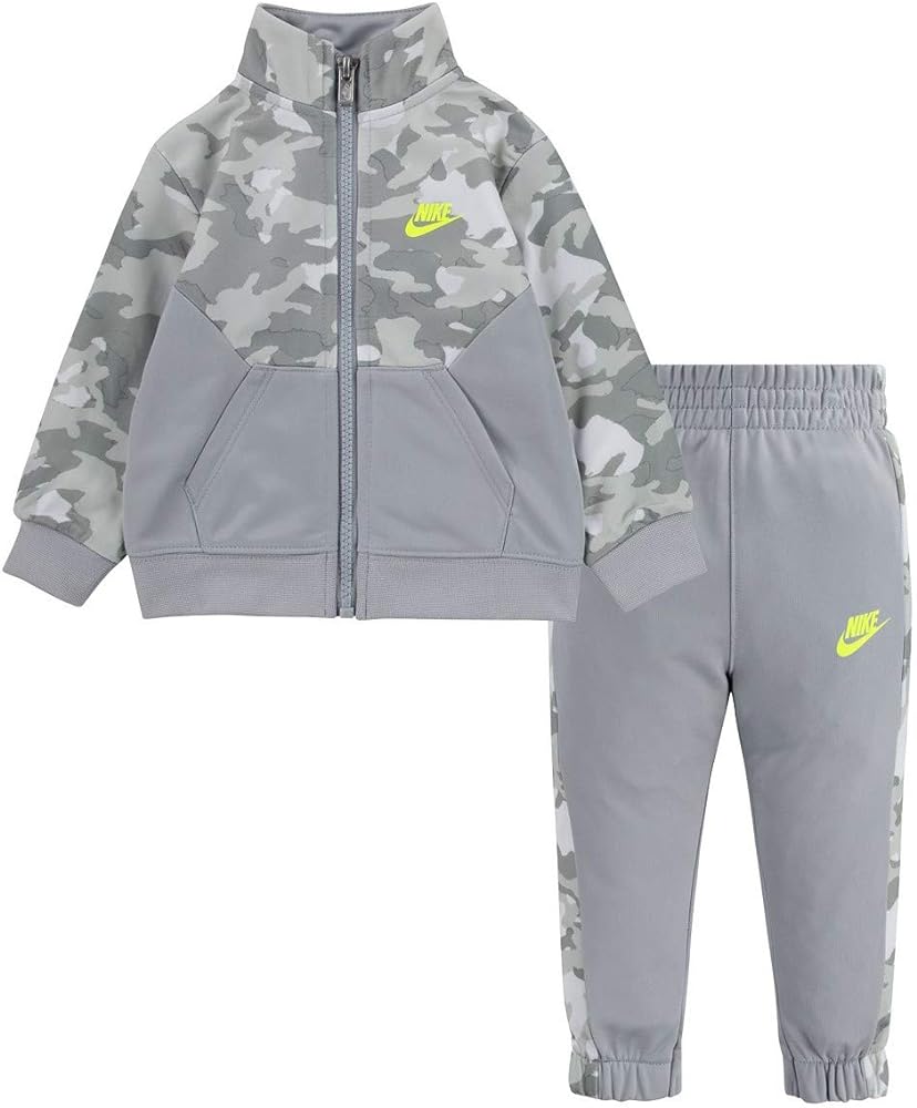 Nike Boy`s Therma Dri Fit Jacket & Pants 2 Piece Set (Light Grey(76H109-G6U)/Volt, 4)