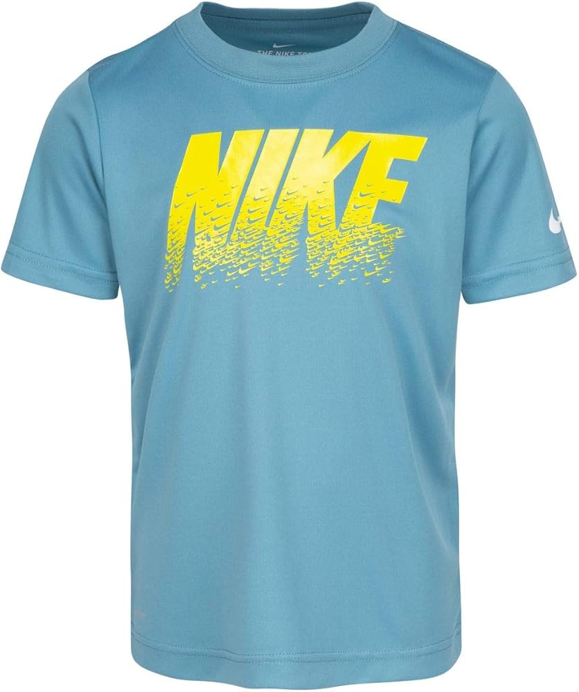 Nike Boy`s Short Sleeve Swoosh Graphic T-Shirt